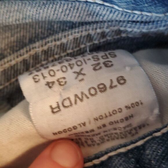 Wrangler  upcycled cut offs - Picture 5 of 5